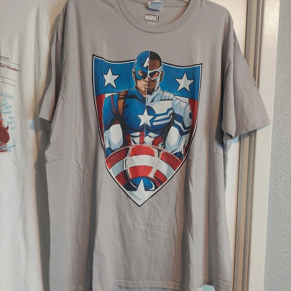 3 Marvel T-shirt Bundle Graphic Print Super Hero Crewneck Mens Size 2XL - Picture 4 of 6